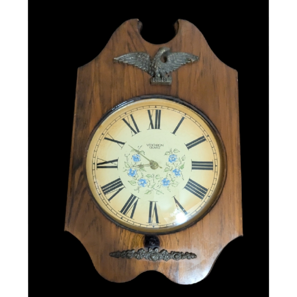 Vintage Working Wood Quartz Verichron  eagle floral Wall Clock Harris & Mallow